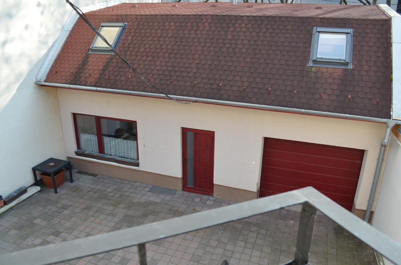 Holdfenyszallas Bed & Breakfast Szeged Exterior photo
